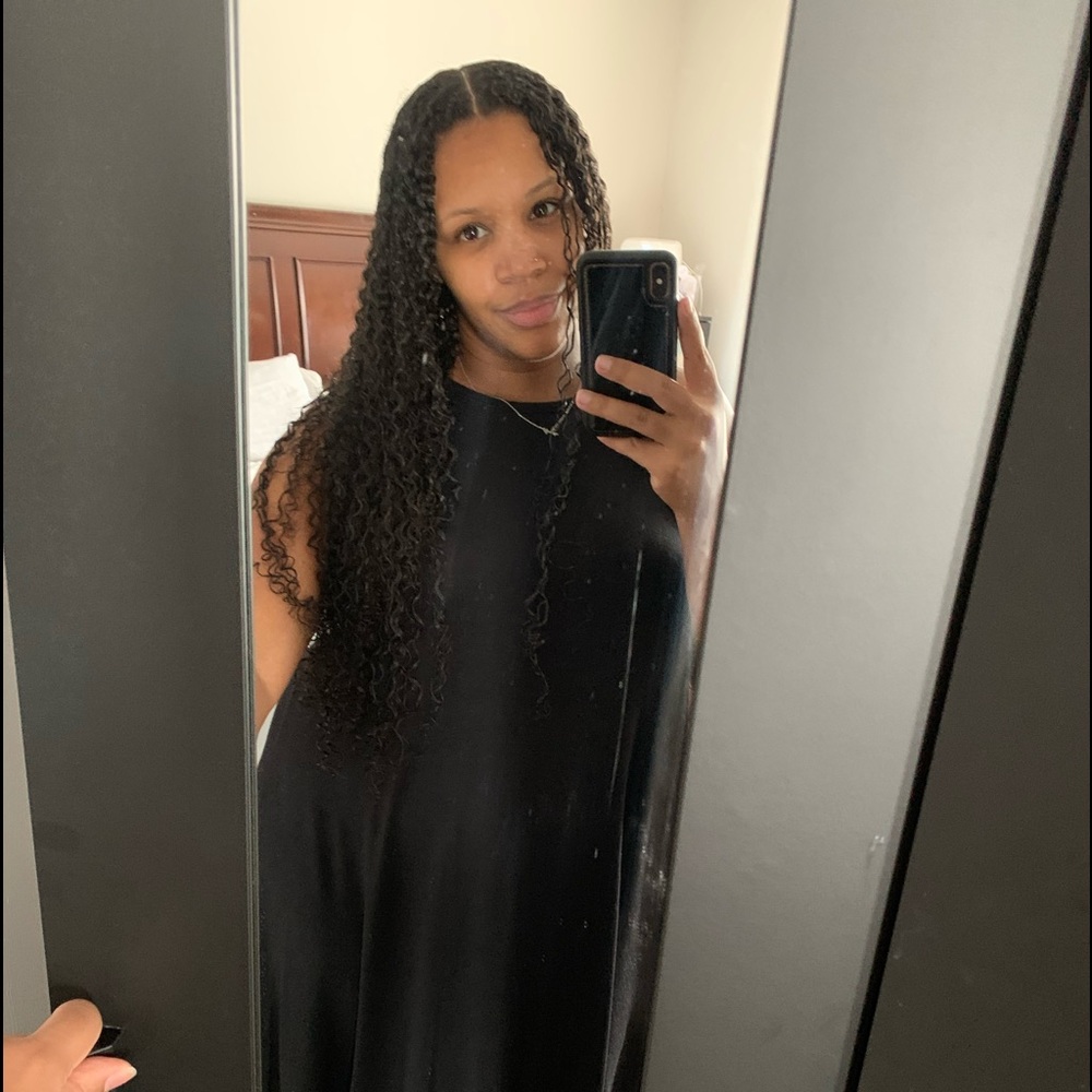 Meet your Posher, Candis